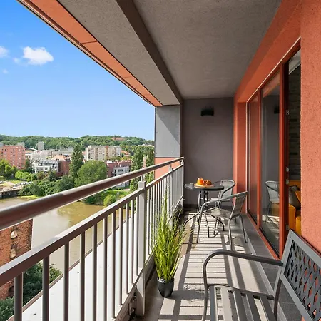 Waterlane Island - Riverview Pool, Spa, Gym & Parking By Downtown