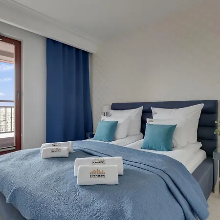 Aparthotel Waterlane Island - Riverview Pool, Spa, Gym & Parking By Downtown 4*