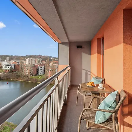 Waterlane Island - Riverview Pool, Spa, Gym & Parking By Downtown