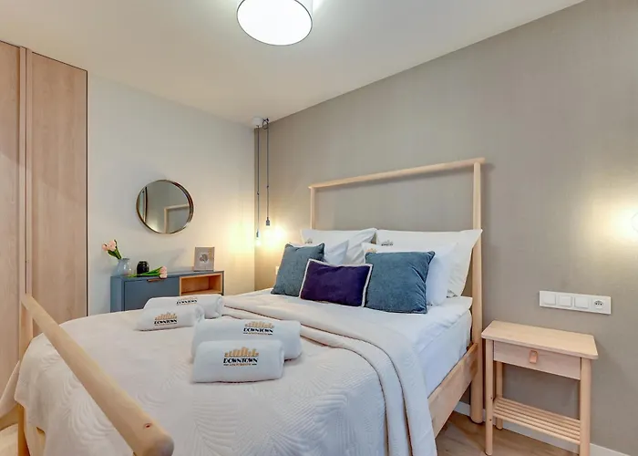 Waterlane Island - Riverview Pool, Spa, Gym & Parking By Downtown Aparthotel 4*