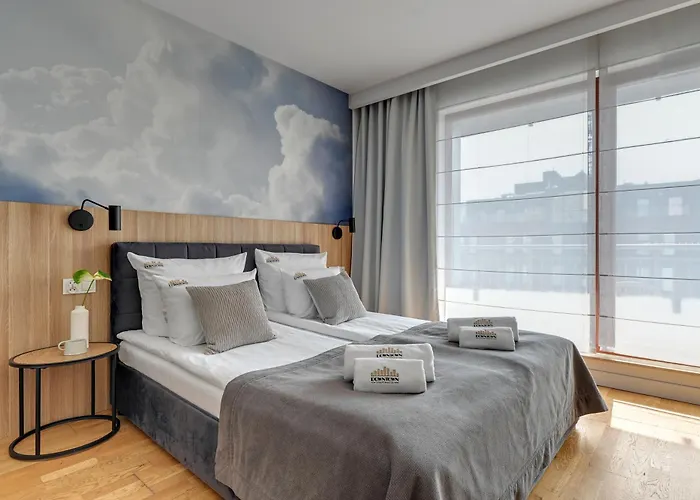 Waterlane Island - Riverview Pool, Spa, Gym & Parking By Downtown Danzig