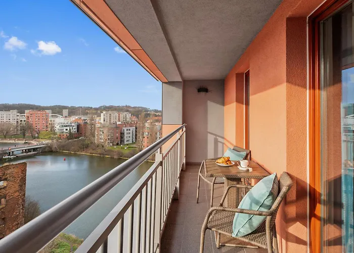 Waterlane Island - Riverview Pool, Spa, Gym & Parking By Downtown