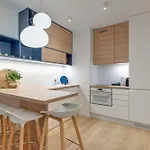 Waterlane Island - Riverview Pool, Spa, Gym & Parking By Downtown 4*