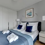 Waterlane Island - Riverview Pool, Spa, Gym & Parking By Downtown 아파트호텔