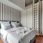Waterlane Island - Riverview Pool, Spa, Gym & Parking By Downtown 아파트호텔 그단스크