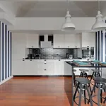 Waterlane Island - Riverview Pool, Spa, Gym & Parking By Downtown 아파트호텔 그단스크