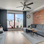 Waterlane Island - Riverview Pool, Spa, Gym & Parking By Downtown 아파트호텔 그단스크