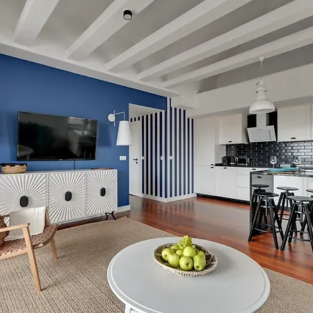 Waterlane Island - Riverview Pool, Spa, Gym & Parking By Downtown 4*