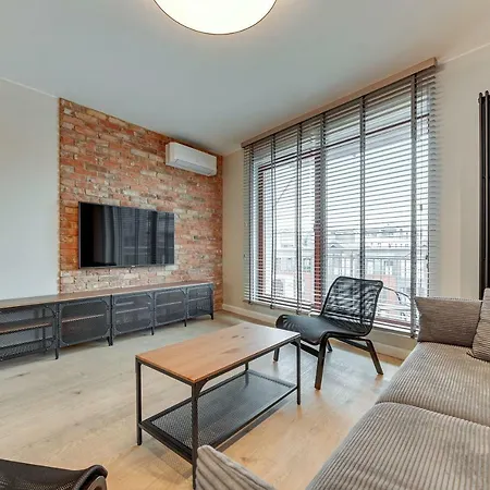 Waterlane Island - Riverview Pool, Spa, Gym & Parking By Downtown *