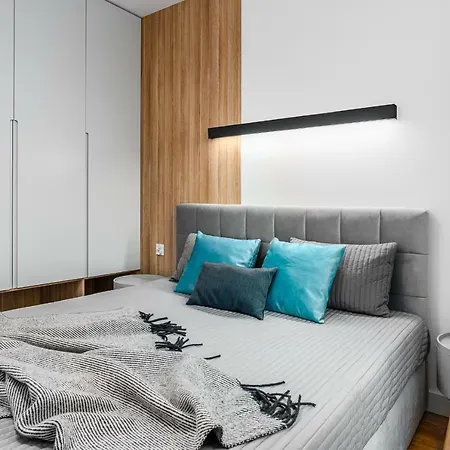 Waterlane Island - Riverview Pool, Spa, Gym & Parking By Downtown Apartment Gdansk