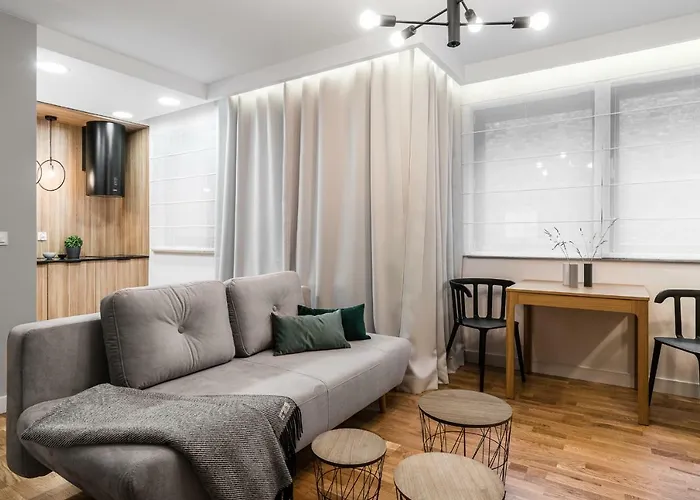 Aparthotel Waterlane Island - Riverview Pool, Spa, Gym & Parking By Downtown 4*